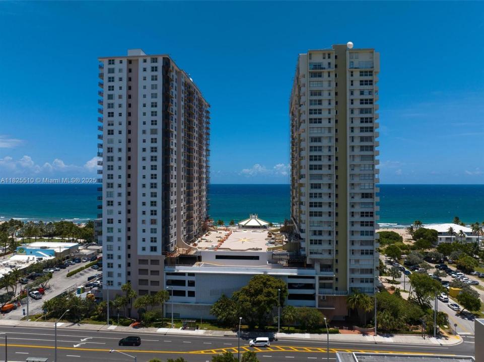 111 Briny Ave 19-05, Pompano Beach, Florida 33062