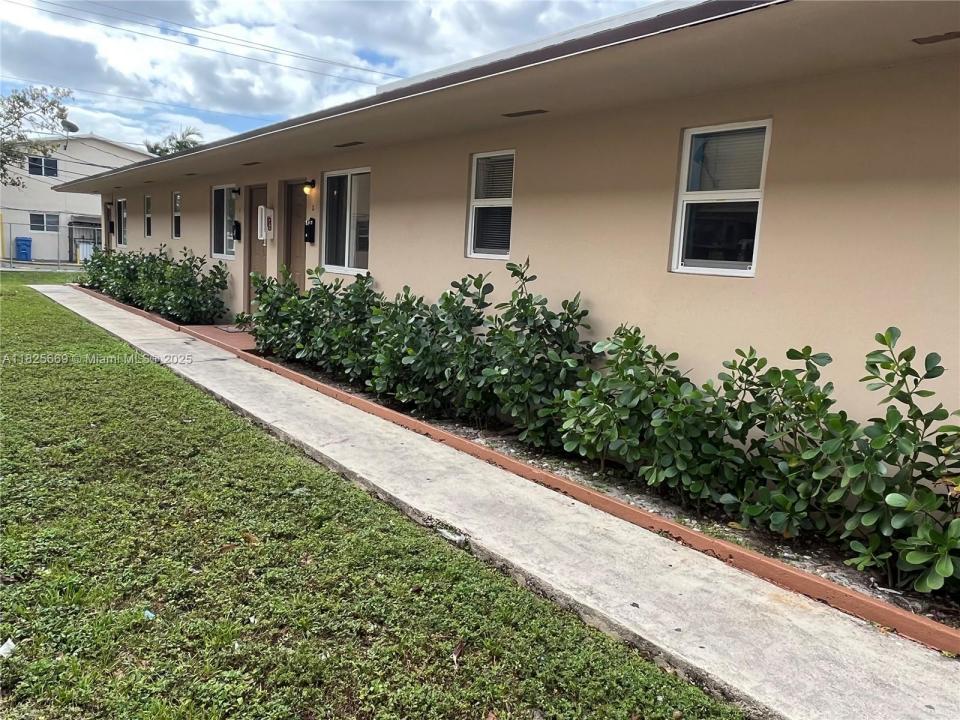 66 W 9th St 0, Hialeah, פלורידה 33010, ארצות הברית של אמריקה 