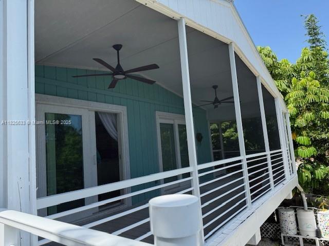 380 Mahogany Dr, Key Largo, Florida 33037, USA
