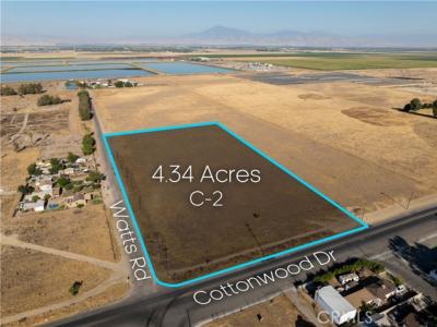 Watts Drive, Bakersfield, Kalifornia 93307, USA