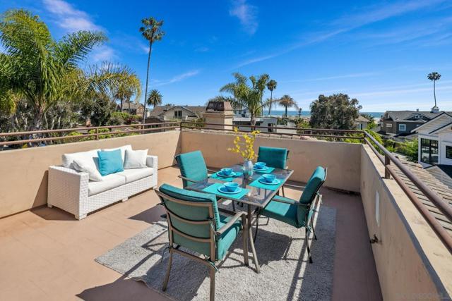 Pine St, Coronado, California 92118