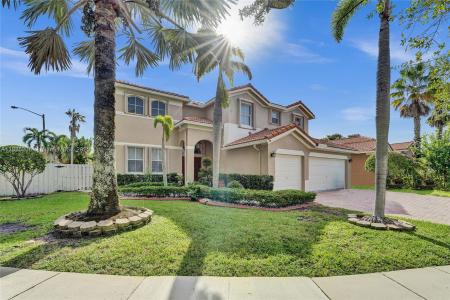 1379 NW 166th Ave, Pembroke Pines, Florida 33028, USA
