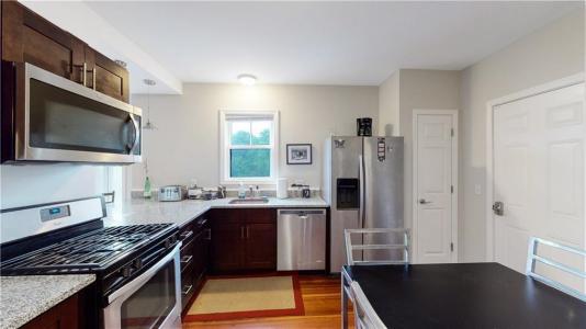 71 Olney Street 2, Providence, Rhode Island 02906, Stati Uniti