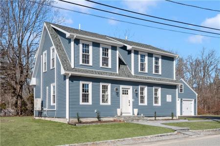 8 Clinton Avenue, Scituate, Rhode Island 02831