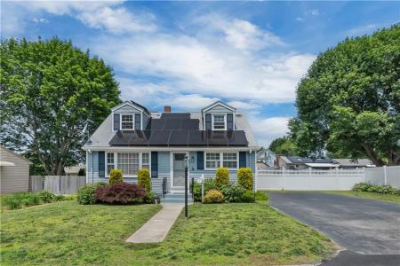 35 Pleasant View Drive, North Providence, RI 02904, USA