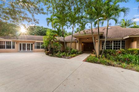 6935 Pioneer Road, Palm Beach Farms, West Palm Beach, Florida 33413, USA