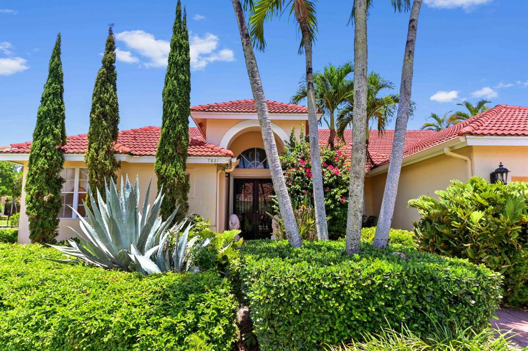 7821 Dorchester Road, Aberdeen. Golf & Country Club, Boynton Beach, Florida 33472, Estados Unidos