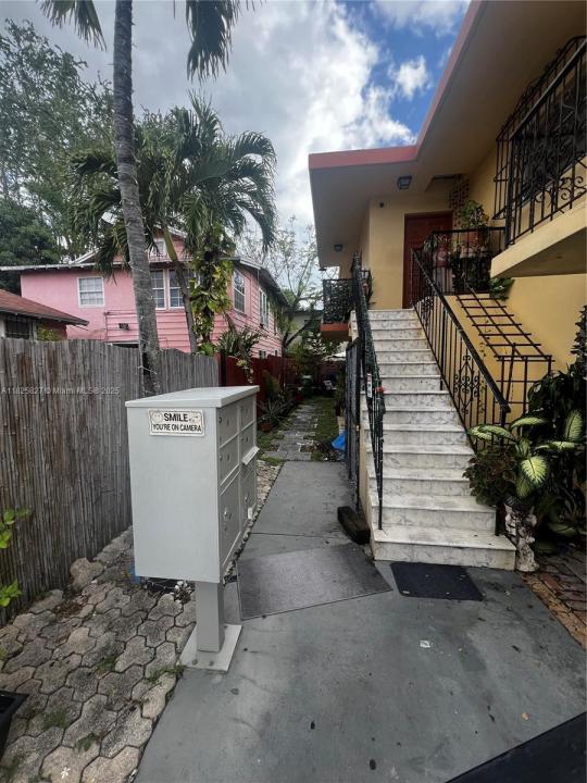 619 SW 11th Ave 2, Miami, Florida 33130, Amerika Birleşik Devletleri