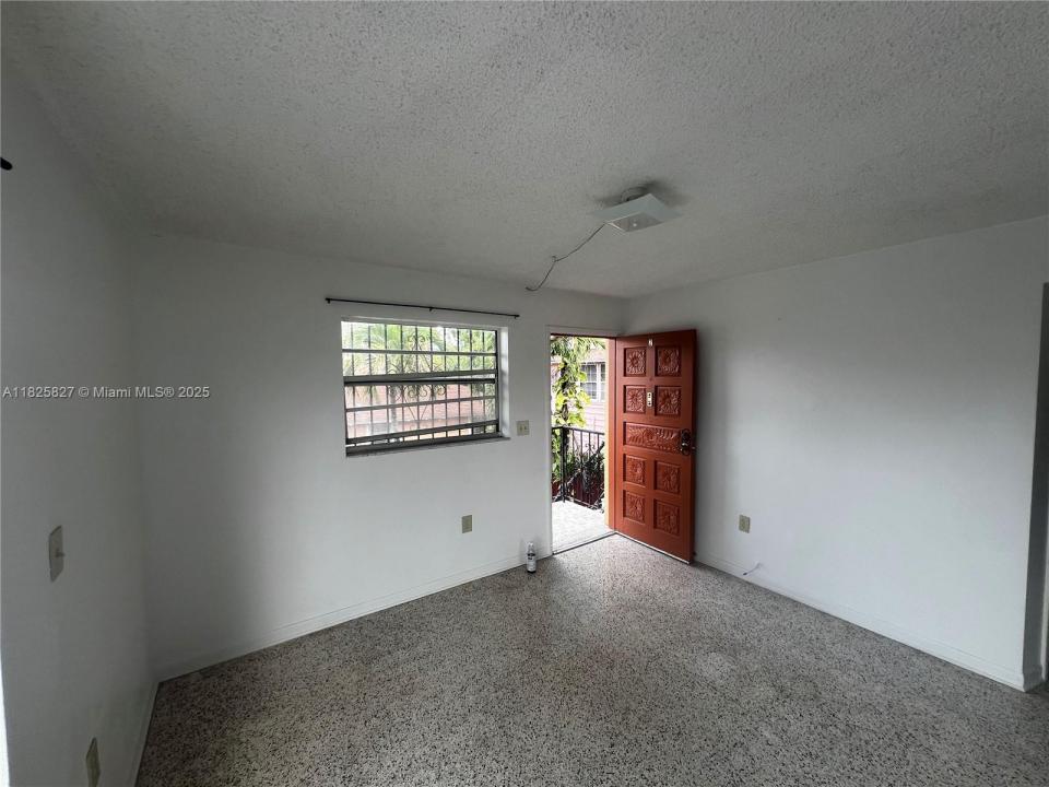 619 SW 11th Ave 2, Miami, Florida 33130, Amerika Birleşik Devletleri