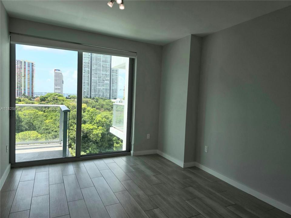 1600 SW 1st Ave 809, Miami, 佛罗里达州 33129, 美国