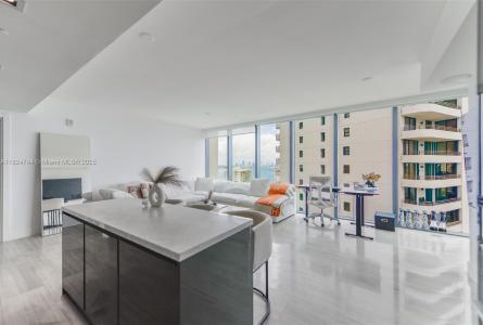 1451 Brickell Ave 1503, Miami, Florida 33131, USA