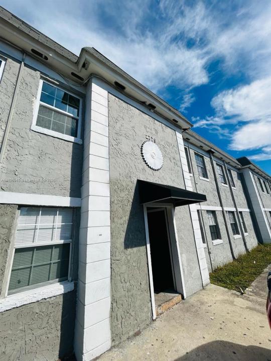 2775 L B Mcleod St. B, Orlando, Florida 32805, USA