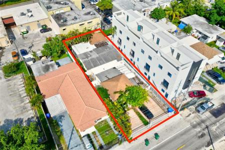 3355 SW 22nd Ter, Miami, Florida 33145, USA