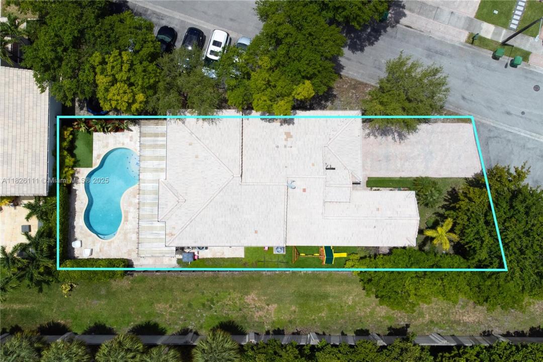 10989 NW 73rd Ter, Doral, Florida 33178, USA
