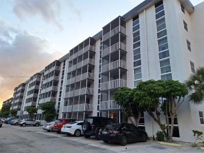 16851 NE 23rd Ave B101, North Miami Beach, Florida 33160, USA