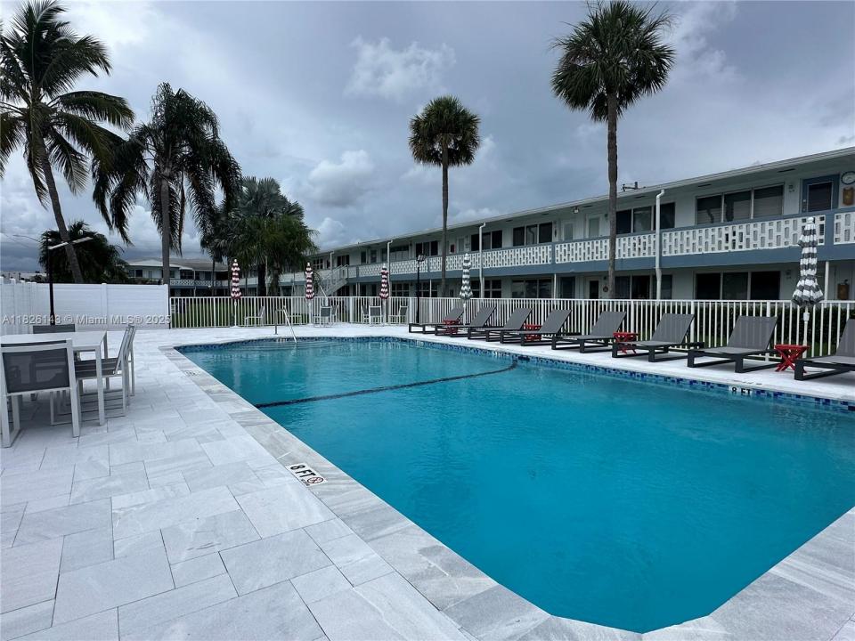 801 Atlantic Shores Blvd 207, Hallandale Beach, Флорида 33009, Соединенные Штаты