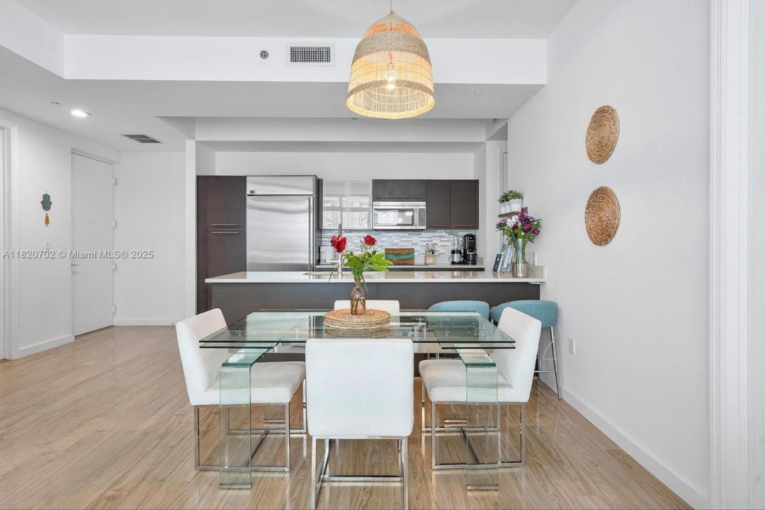 55 SE 6th St 4305, Miami, פלורידה 33131, ארצות הברית של אמריקה 