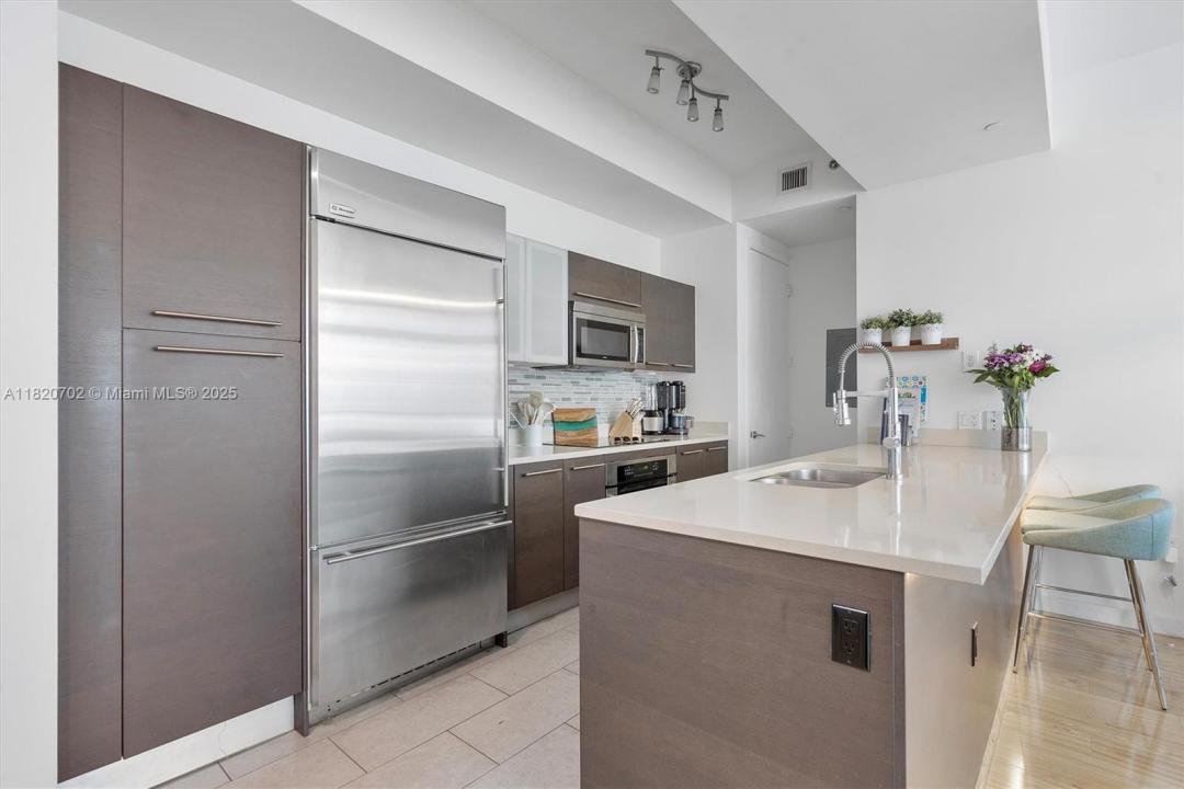 55 SE 6th St 4305, Miami, פלורידה 33131, ארצות הברית של אמריקה 