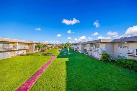 301 NW 177th St. 201, Miami Gardens, Florida 33169, USA