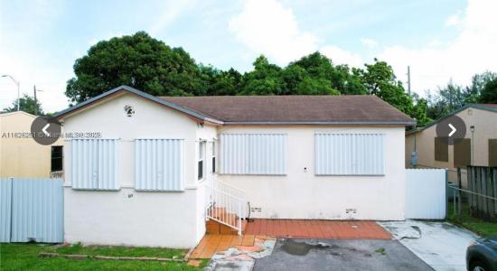 217 E 20th St, Hialeah, Florida 33010, USA