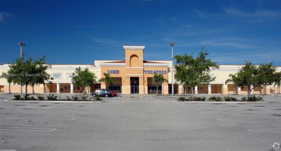 17355 NW 59th Ave, Hialeah, Florida 33015, USA