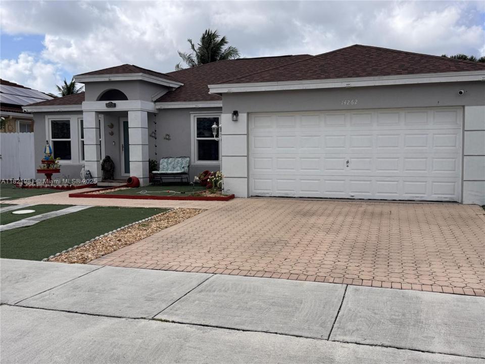 14262 SW 160th Ter, Miami, Florida 33177