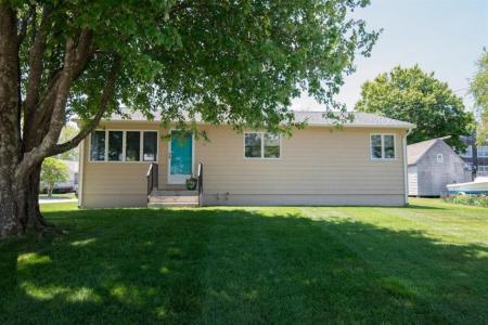 15 Treasure Road, Narragansett, RI 02882, USA