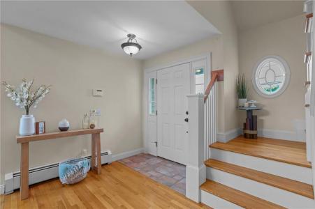 100 Chestnut Avenue, Narragansett, RI 02882, USA
