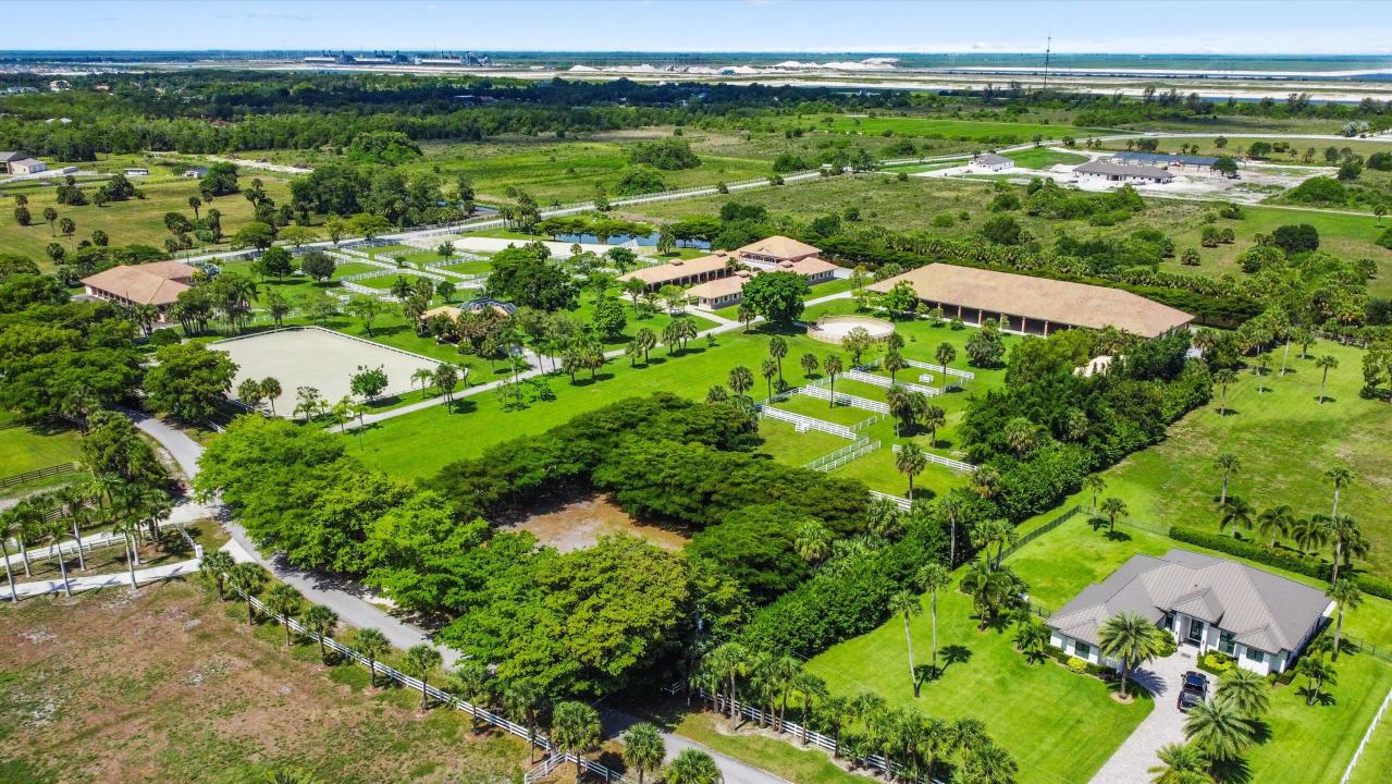 3287 Grande Road, WHITE FENCES, Loxahatchee, Florida 33470, USA