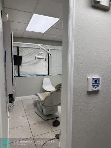 2801 N University 202, Coral Springs, Florida 33065