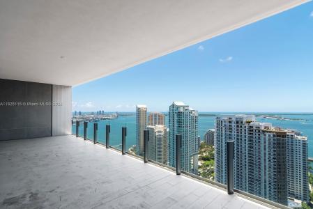 300 Biscayne Blvd Way 3902, Miami, Florida 33131, USA