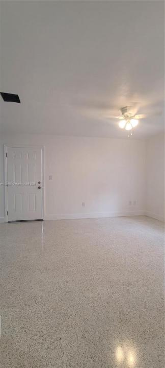 43 Glen Royal Pkwy 6, Miami, Florida 33125, HOA KỲ