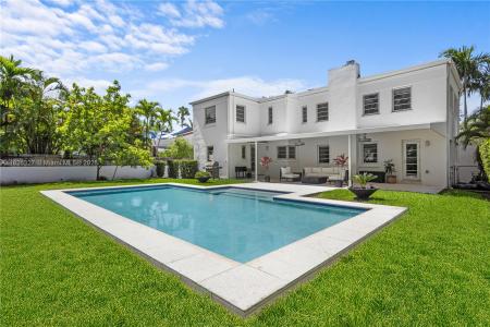 600 NE 55th Ter, Miami, Florida 33137, USA