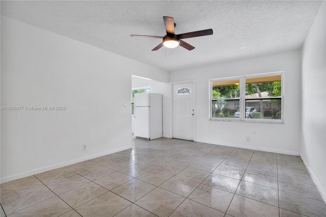 535 NW 18th St B, Fort Lauderdale, Floride 33311, États-Unis