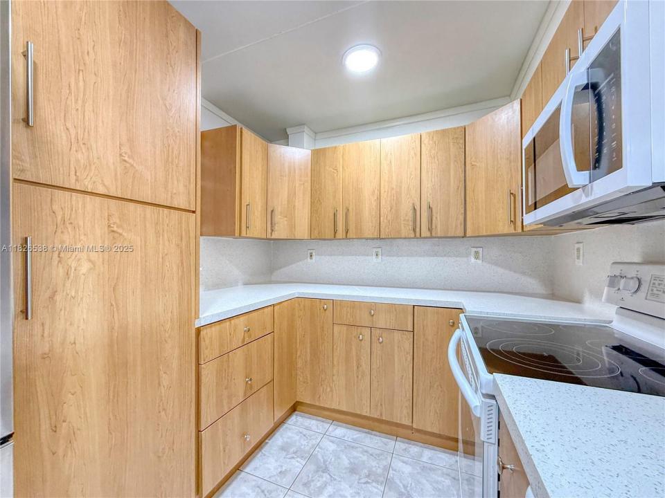 14165 SW 87th St D404, Miami, Флорида 33183, Соединенные Штаты