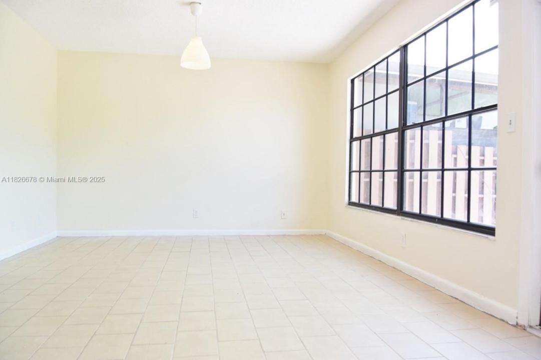 9481 NW 39TH PL, Sunrise, Flórida 33351, Estados Unidos