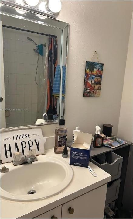 17901 NW 68th Ave R208, Hialeah, فلوريدا 33015, الولايات المتحدة