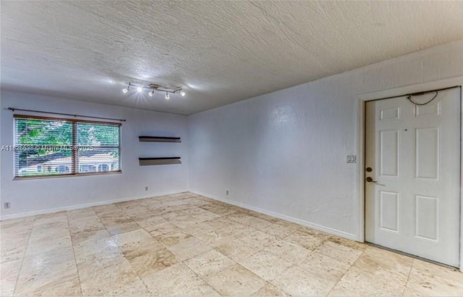 530 NE 15th Ct 6, Fort Lauderdale, Florida 33304, Estados Unidos