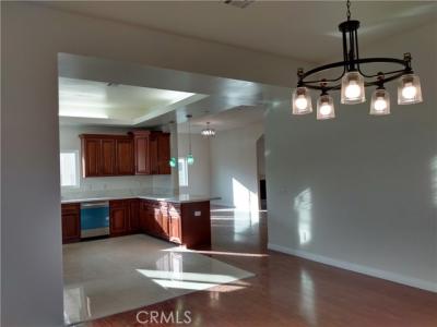 Court Street, Fontana, California 92336, Estados Unidos