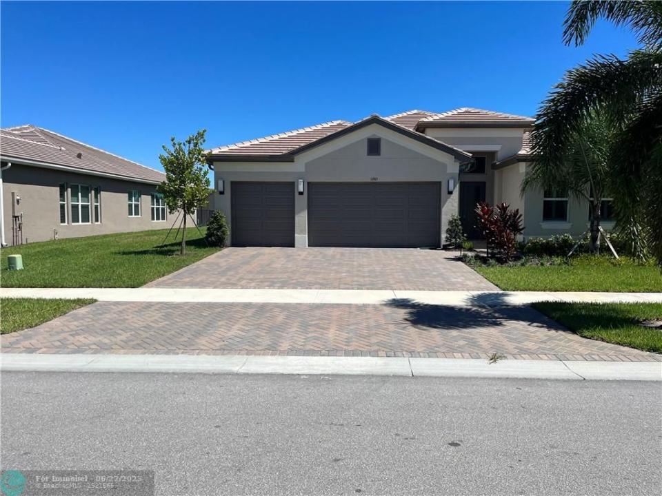 11965 SW Sandy Bay Cir, Port St Lucie, Florida 34987