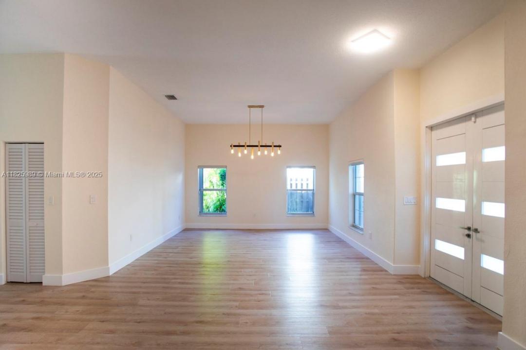 6598 NW 113th Pl, Doral, Flórida 33178, Estados Unidos