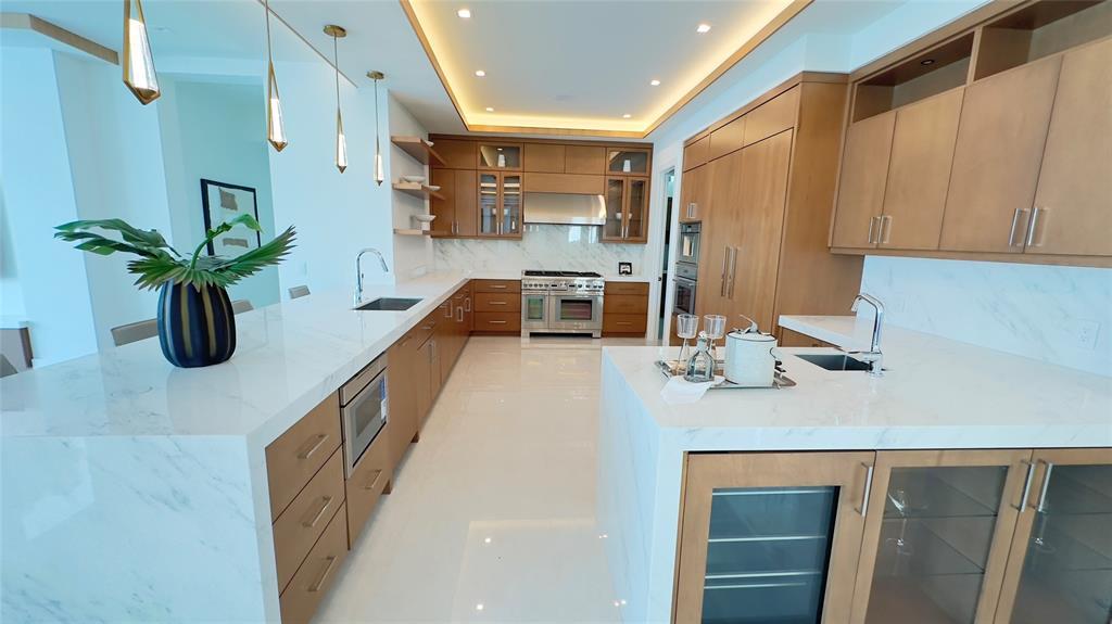 24 Fiesta Way, Fort Lauderdale, פלורידה 33301, ארצות הברית של אמריקה