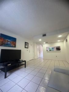 8270 SW 149th Ct 10-210, Miami, Florida 33193, USA