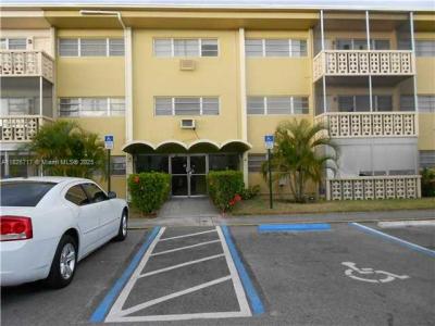 1460 NE 169th St 104, Miami, Florida 33162, USA