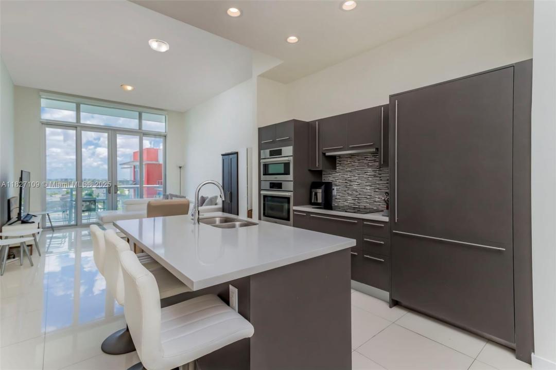 7825 NW 107th Ave 817, Doral, Floride 33178, États-Unis