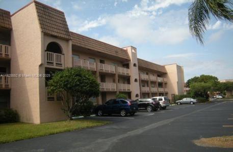 9841 Sunrise Lakes Blvd 310, Sunrise, Florida 33322, USA