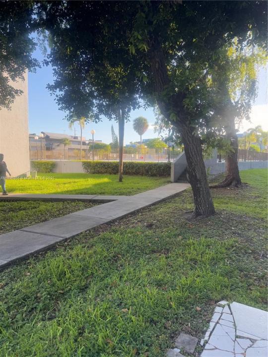8821 W Flagler St 108, Miami, Florida 33174