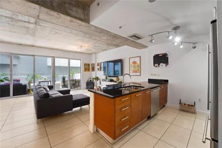 3449 NE 1st Ave 109, Miami, Florida 33137, USA