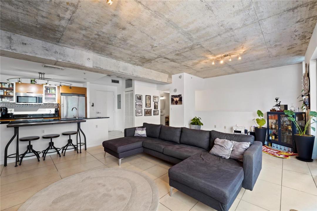 3449 NE 1st Ave 109, Miami, Флорида 33137, Соединенные Штаты