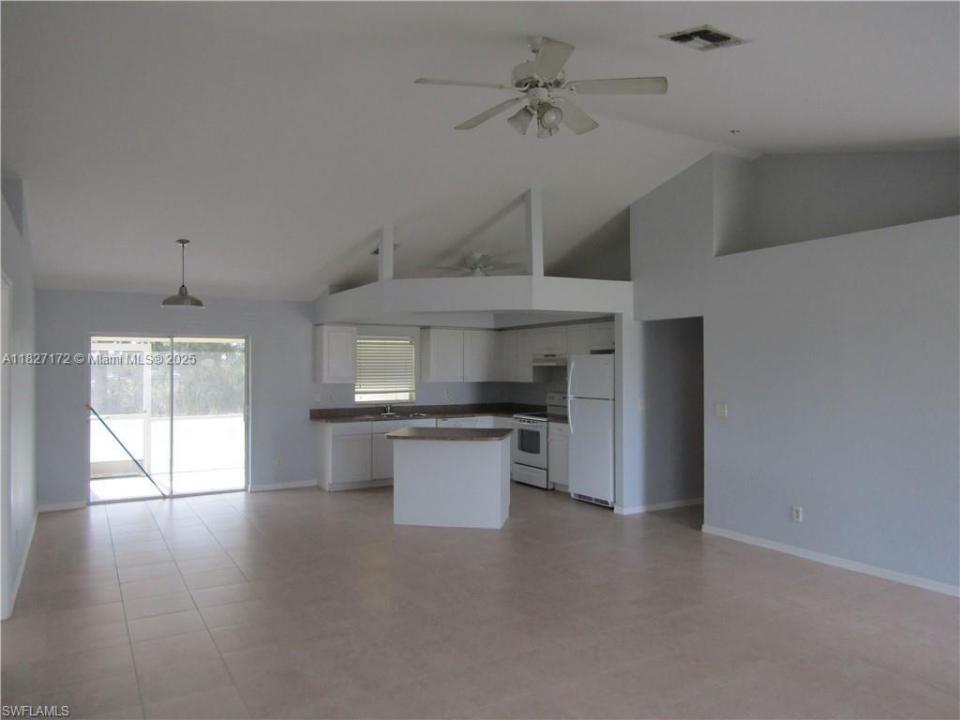 1529 SW 15 PL 0, Cape Coral, Floride 33991, États-Unis